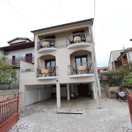 Apartments Fabris Rovinj Exterior photo